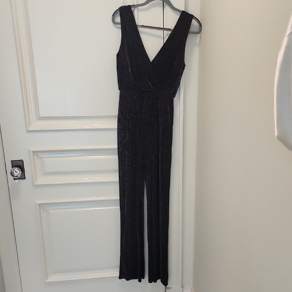 Black Sleeveless Jumpsuit Metalic